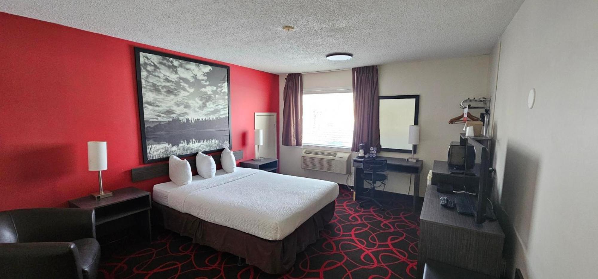 Super 8 By Wyndham Kirkland Lake Dış mekan fotoğraf